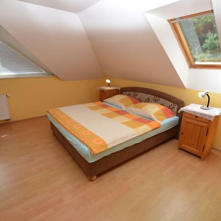 Comfortable Detached House With Large Garden Villa Klokoci Eksteriør billede