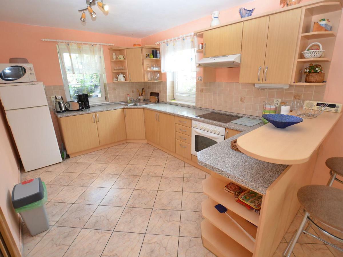 Comfortable Detached House With Large Garden Villa Klokoci Eksteriør billede